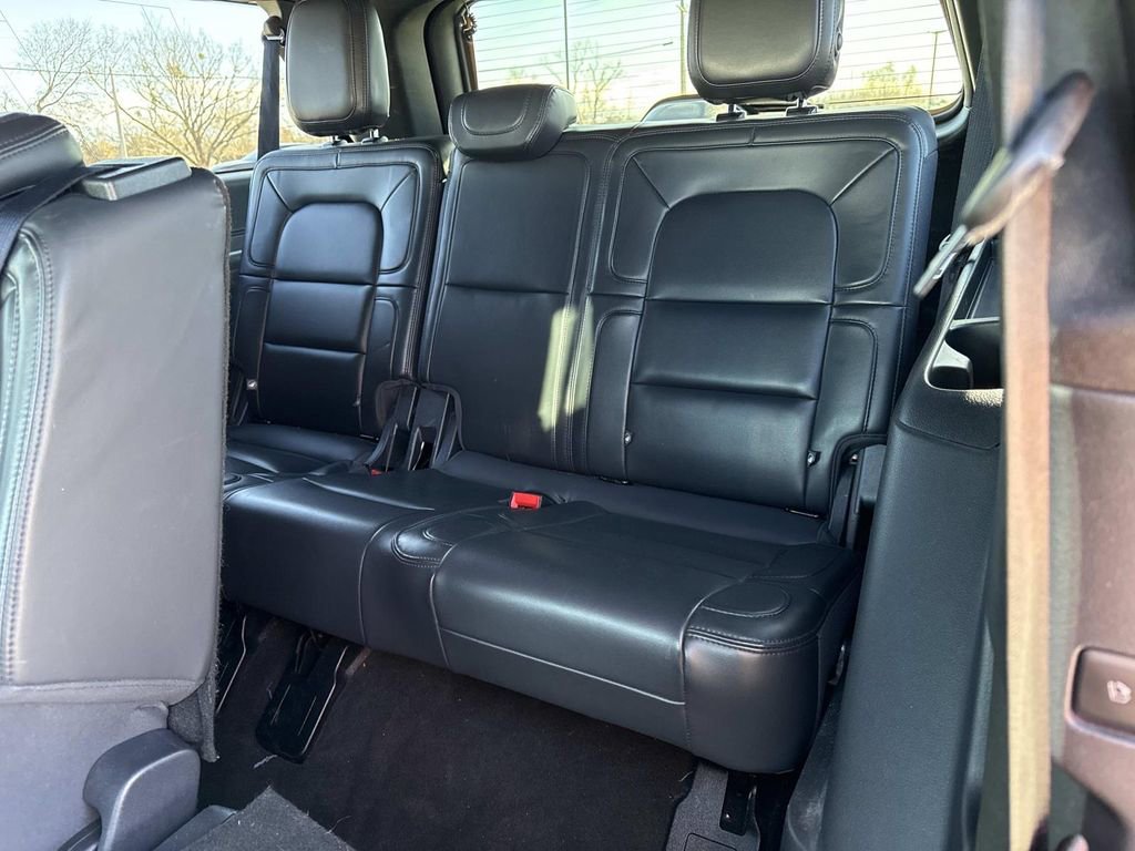 Used 2024 Lincoln Navigator L 4WD image 26