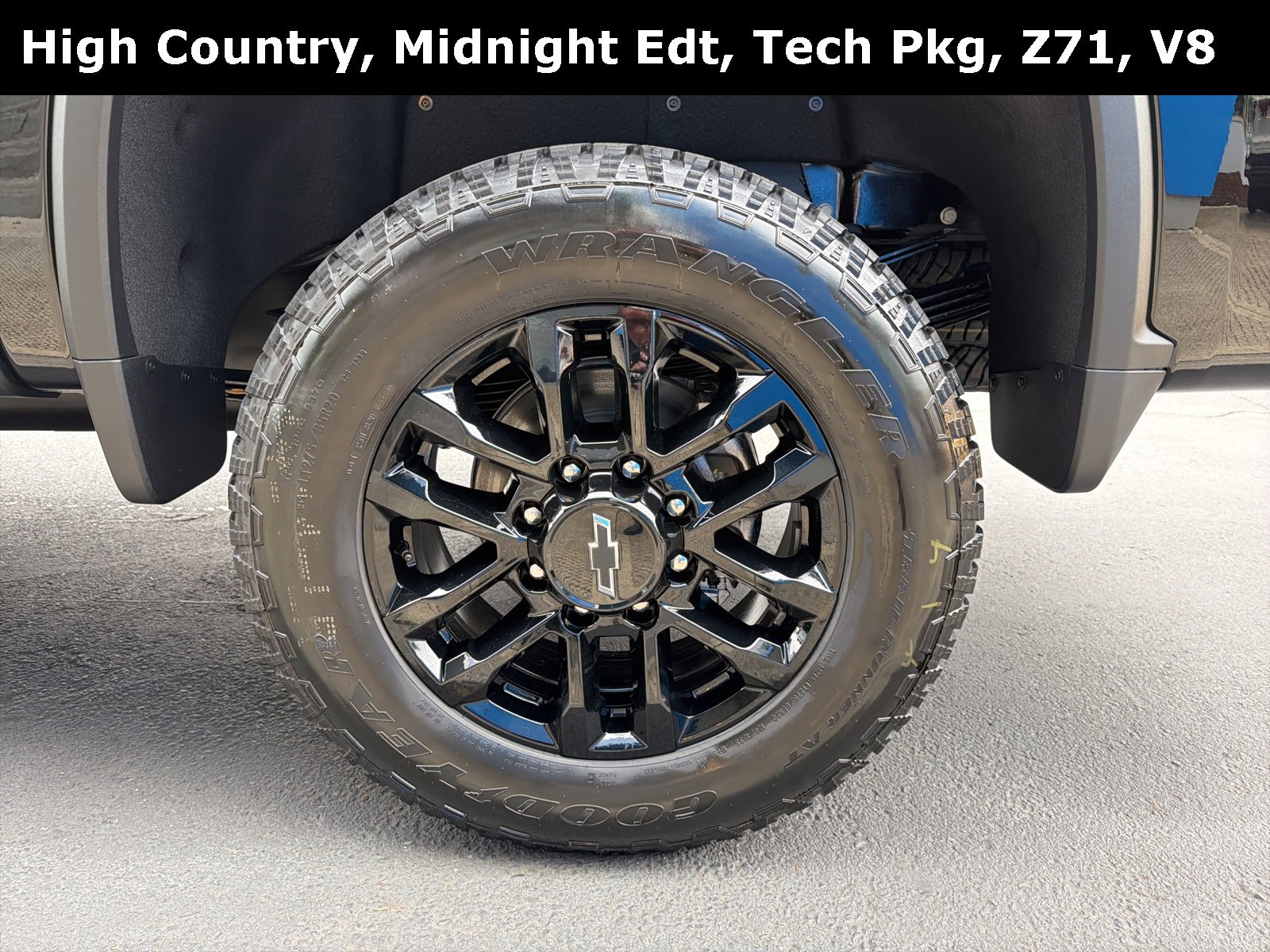 New 2026 Chevrolet Silverado 3500 High Country w/ Midnight Edition image 9