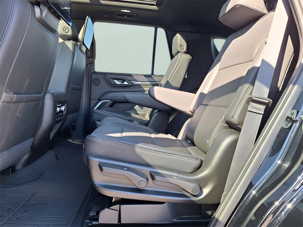 Used 2021 GMC Yukon Denali w/ Denali Ultimate Package image 13