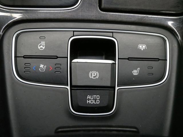 Used 2014 Kia Cadenza Premium w/ Technology Package image 22