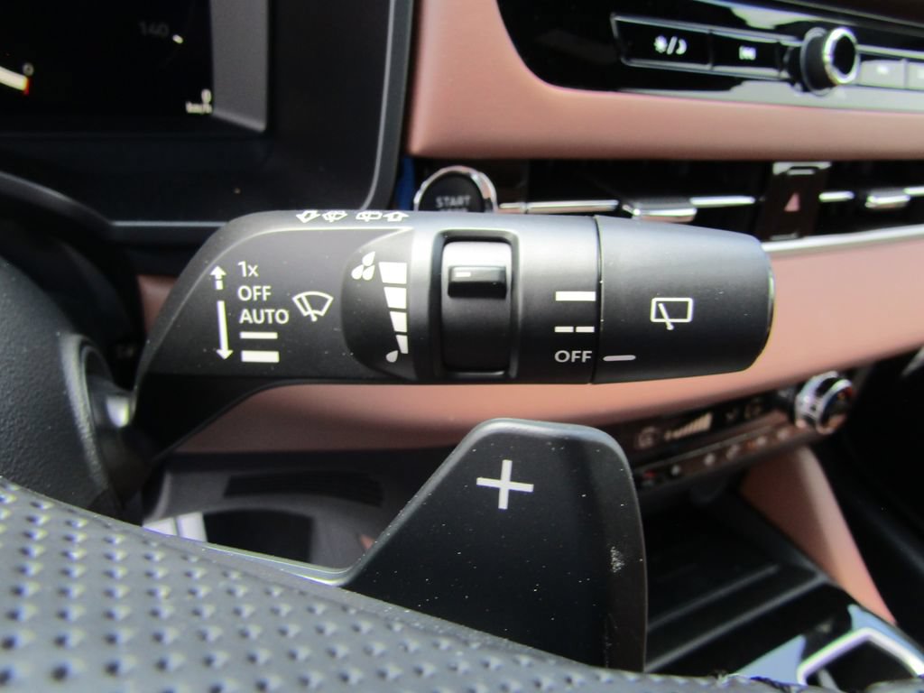 Used 2025 Mitsubishi Outlander SEL AWD/4WD image 21