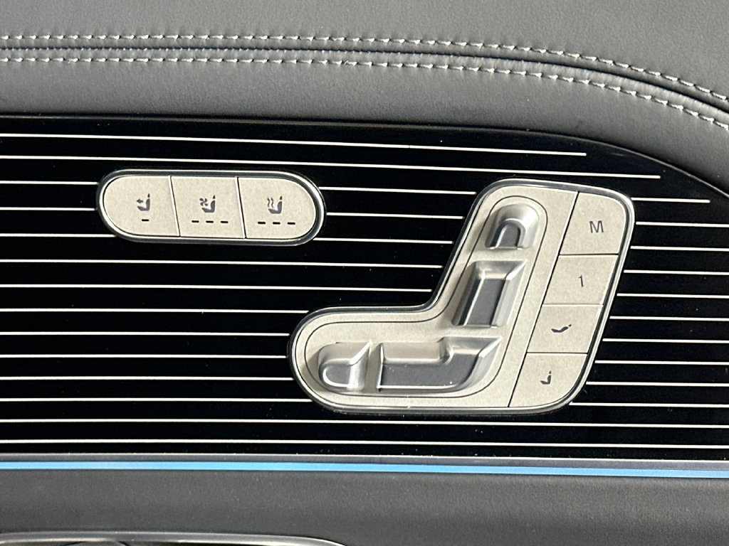 Certified 2021 Mercedes-Benz Maybach GLS 600 4MATIC image 19