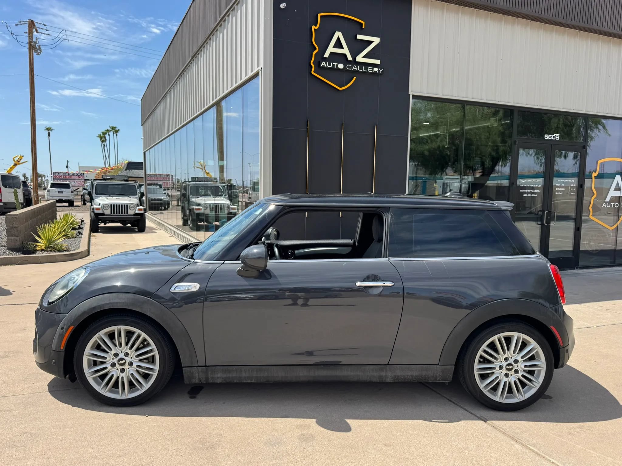 Used 2014 MINI Cooper S FWD image 9