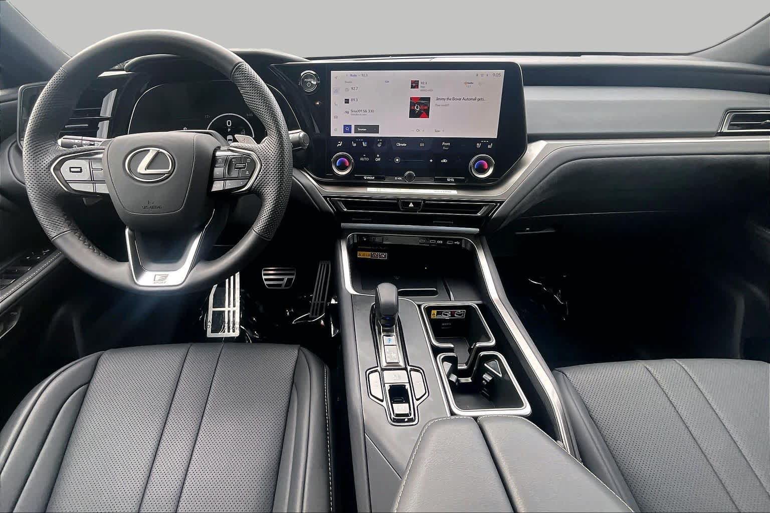 Used 2026 Lexus TX 500h AWD w/ Technology Package image 14