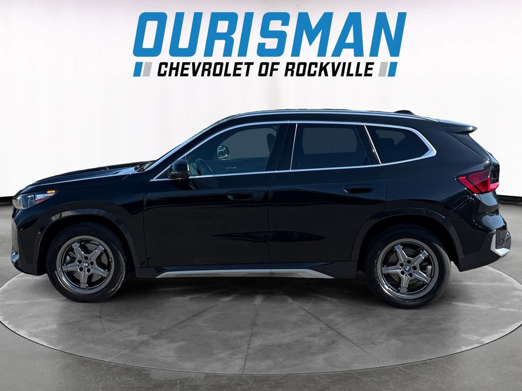 Used 2025 BMW X1 xDrive28i AWD/4WD image 3