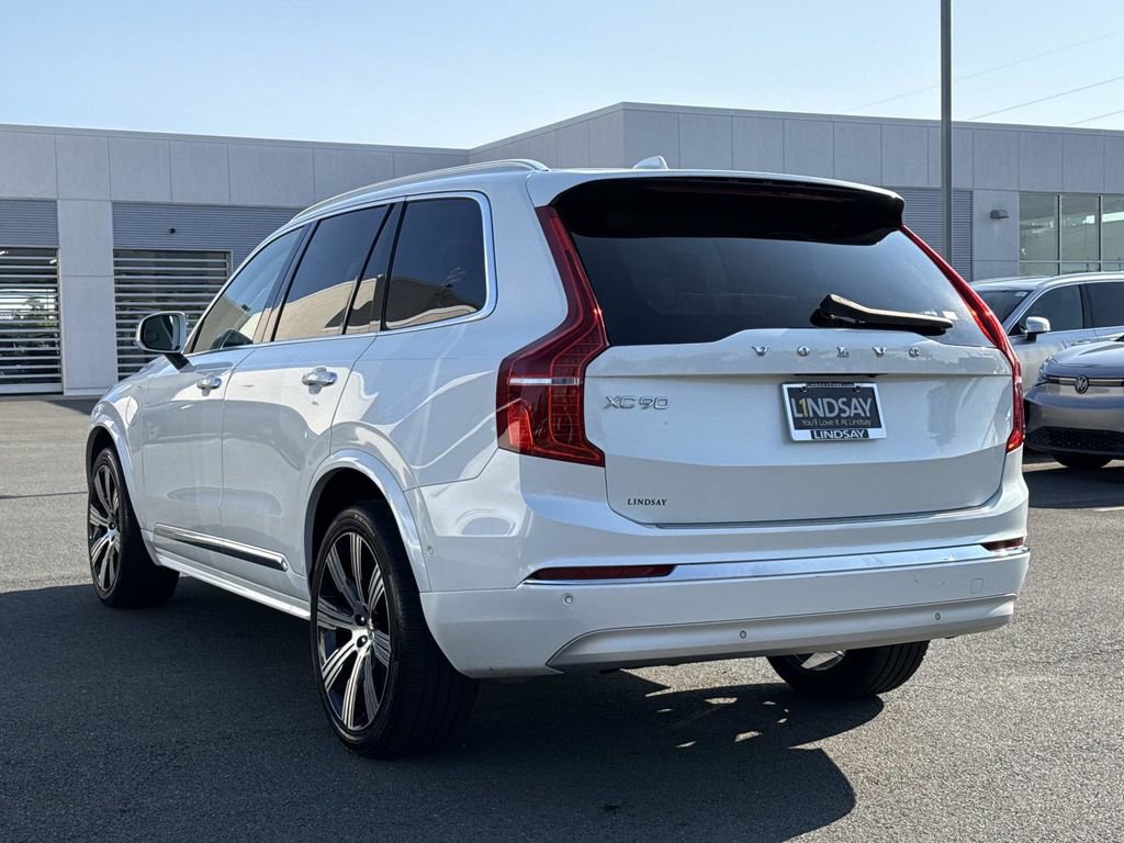 Used 2022 Volvo XC90 T8 Inscription w/ Lounge Package AWD/4WD image 5