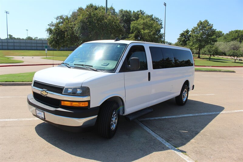 Used 2020 Chevrolet Express 3500 LT w/ LT Preferred Equipment Group RWD image 1