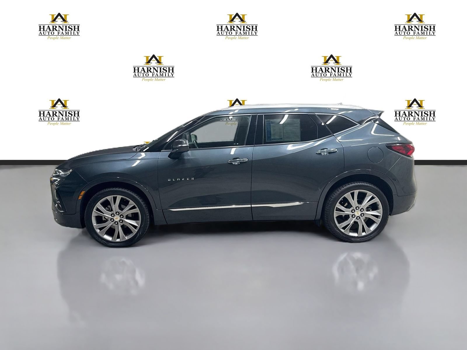 Used 2019 Chevrolet Blazer Premier w/ Sun and Wheels Package AWD/4WD image 9