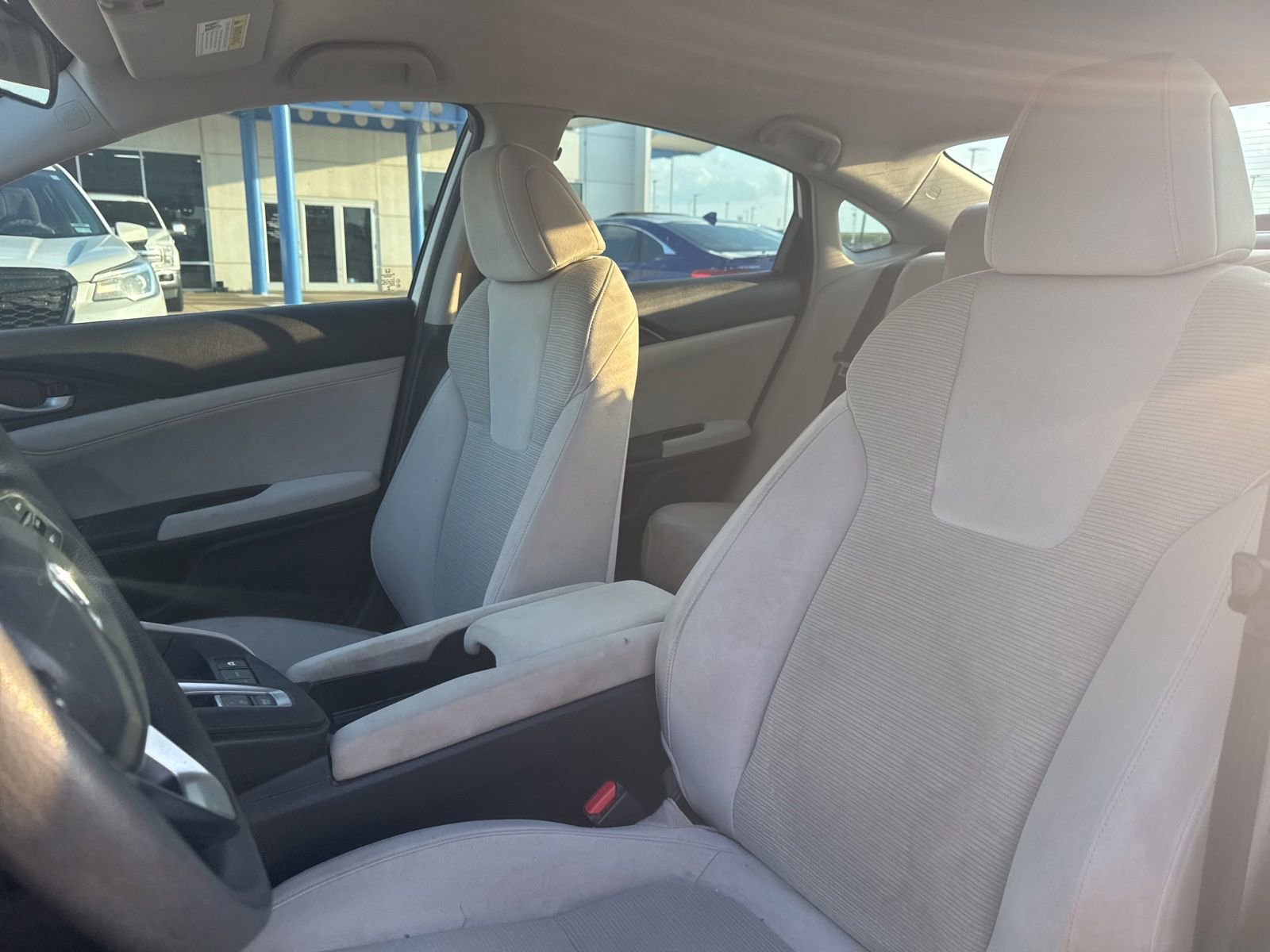 Used 2019 Honda Insight EX image 9