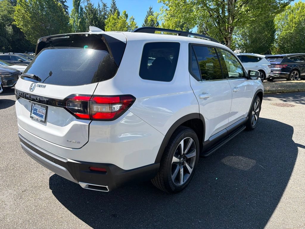 Used 2025 Honda Pilot Elite image 5