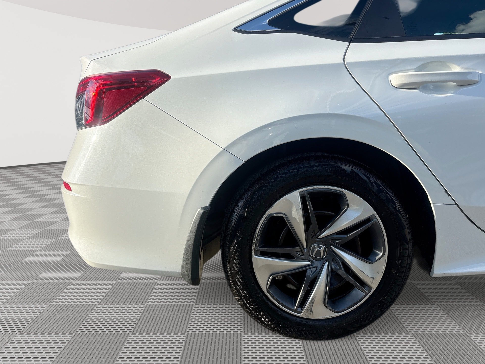 Used 2022 Honda Civic LX image 29