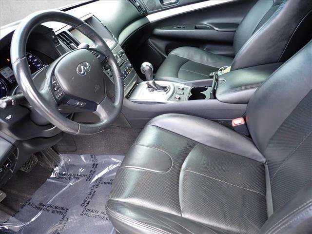 Used 2015 INFINITI Q40 AWD w/ Moonroof Package image 9