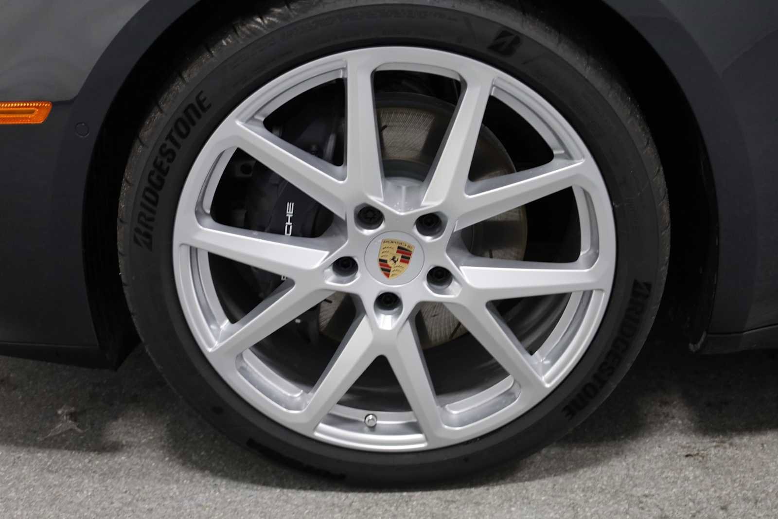 New 2025 Porsche Panamera 4 image 38