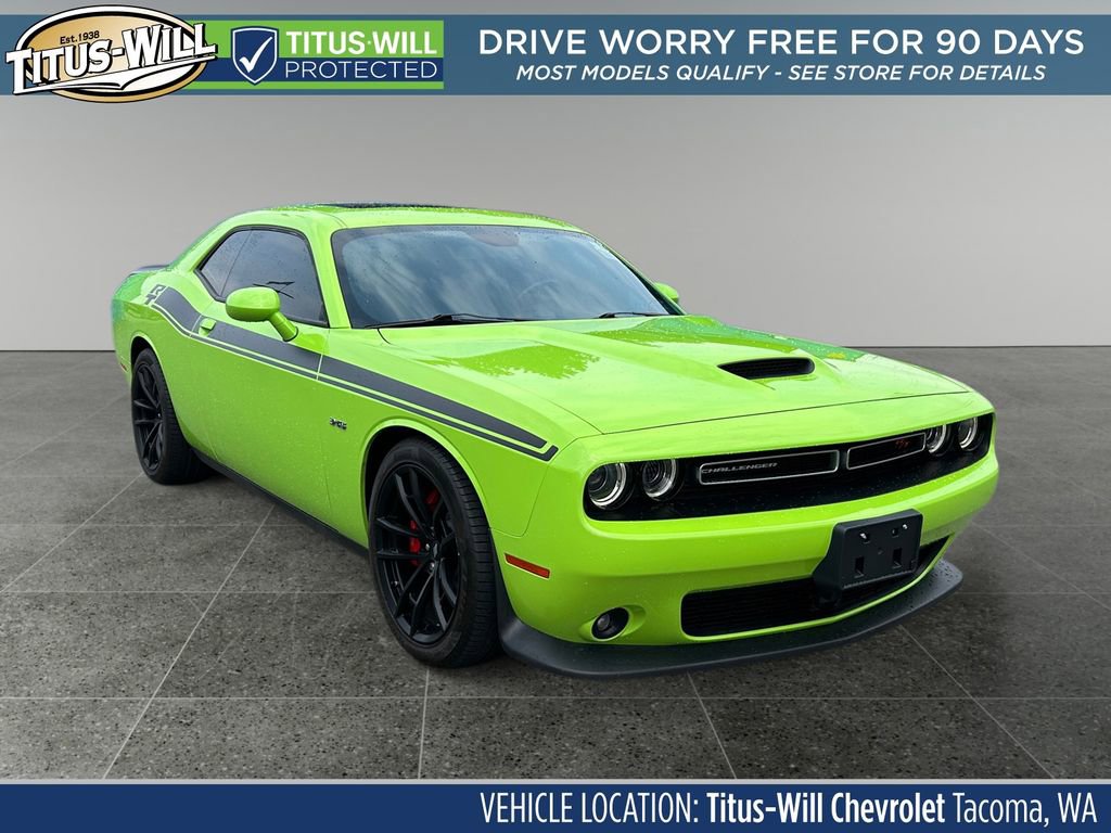Used 2023 Dodge Challenger R/T w/ Plus Package image 1