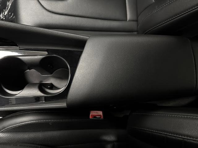 Used 2024 Hyundai Elantra Limited image 20