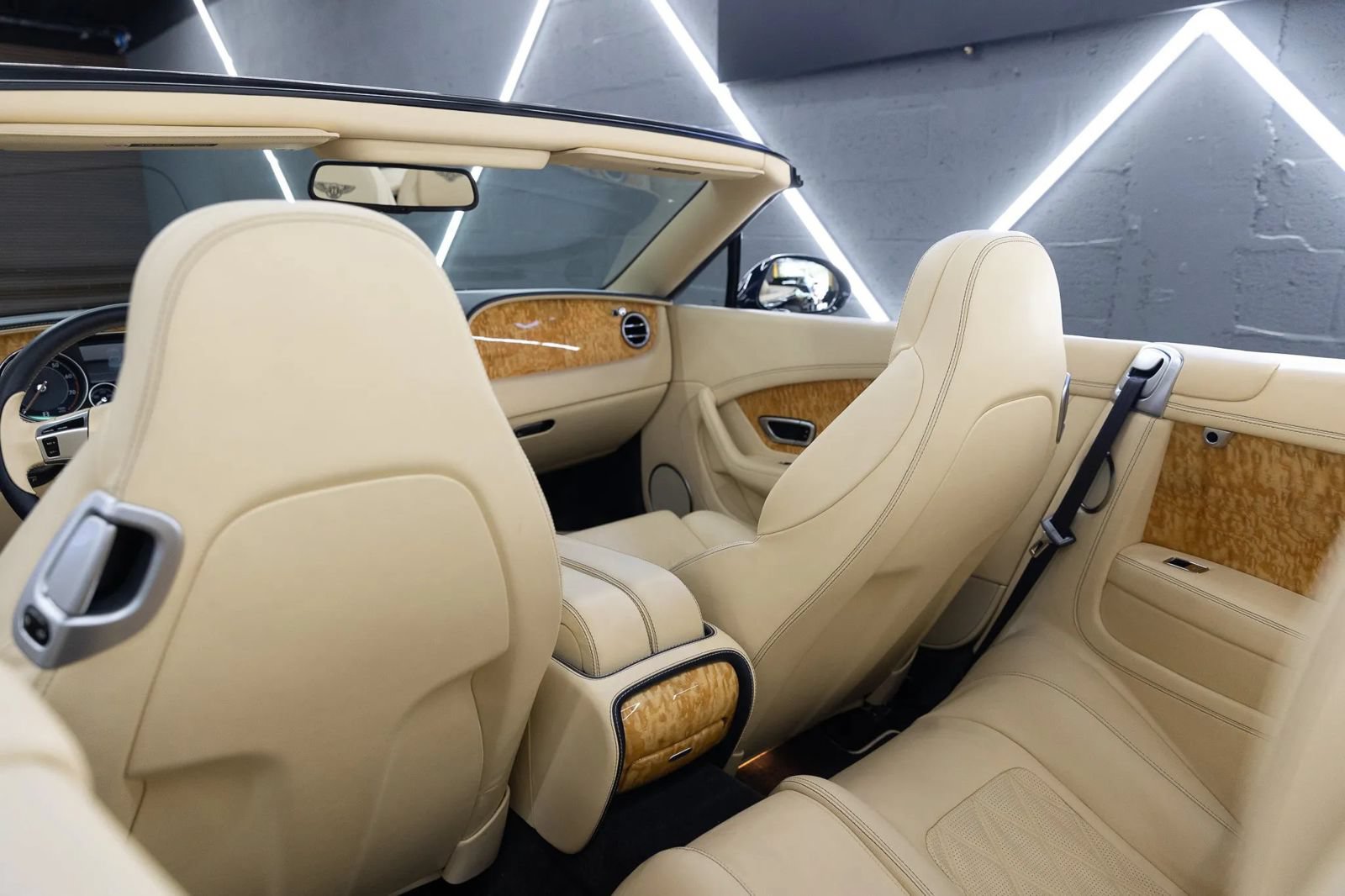 Used 2014 Bentley Continental GT AWD/4WD image 23