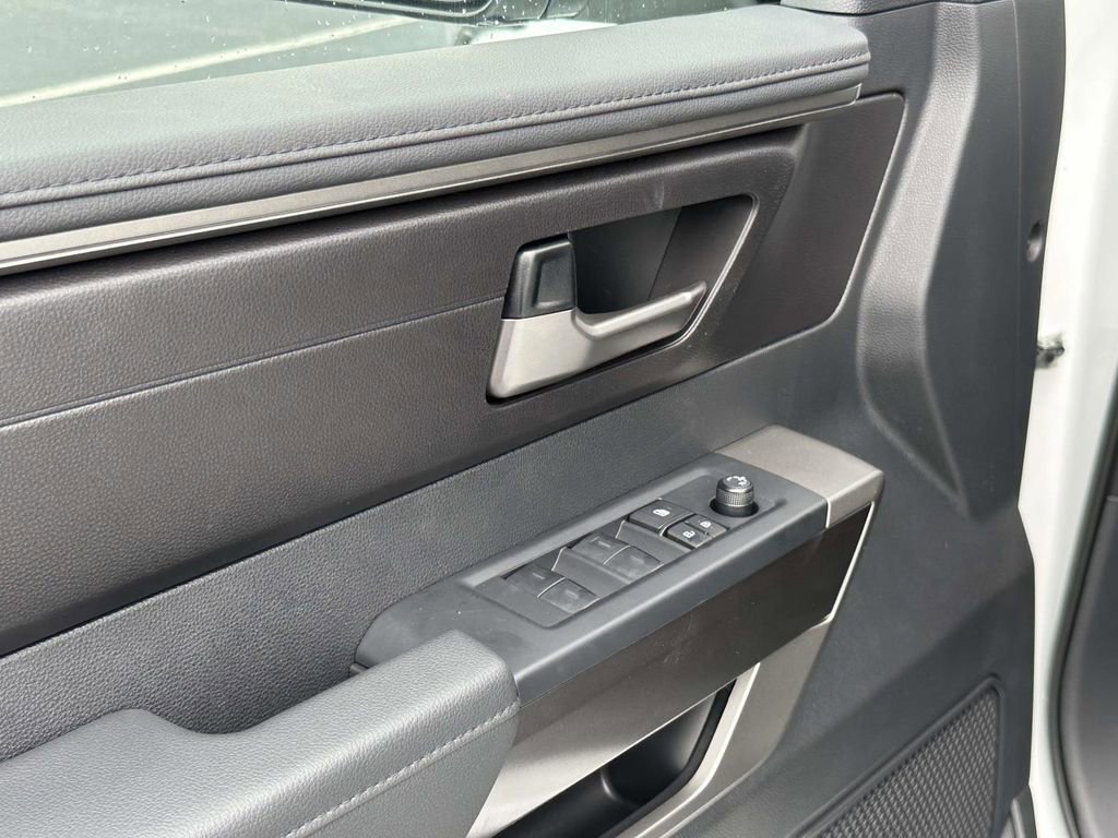 New 2026 Toyota Tundra SR5 w/ SR5 Convenience Package image 17