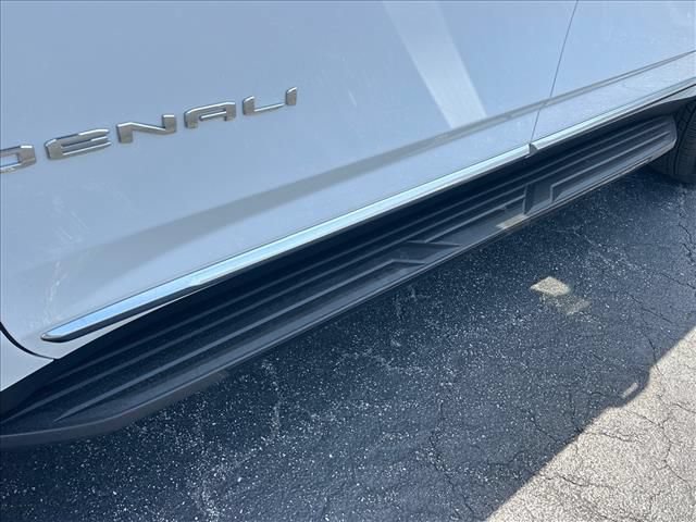Certified 2026 GMC Yukon XL Denali w/ LPO, Floor Liner Package AWD/4WD image 13
