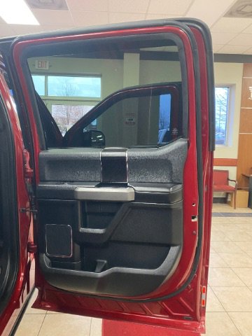 Used 2018 Ford F150 Platinum w/ Equipment Group 701A Luxury image 15