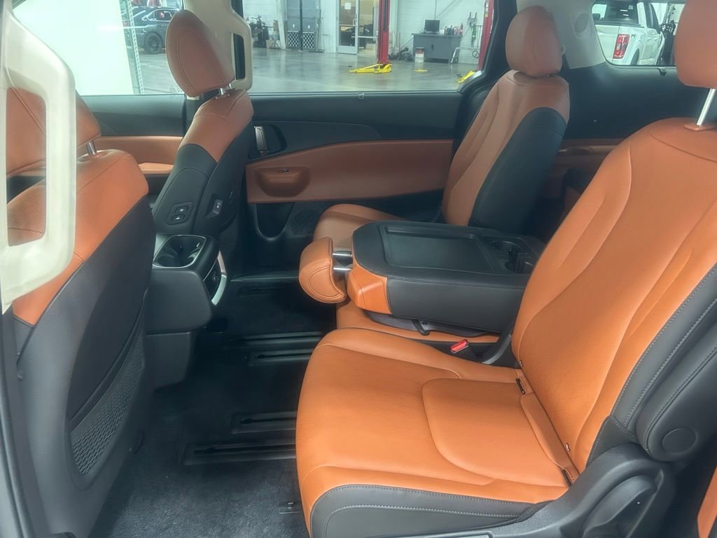 New 2026 Kia Carnival EX image 21