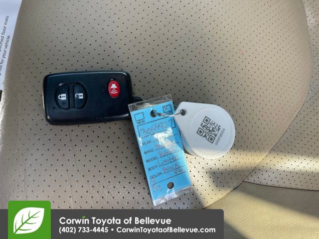 Used 2011 Toyota RAV4 Limited w/ Limited Extra Value Pkg AWD/4WD image 27