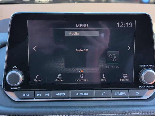 Used 2023 Nissan Rogue S image 15