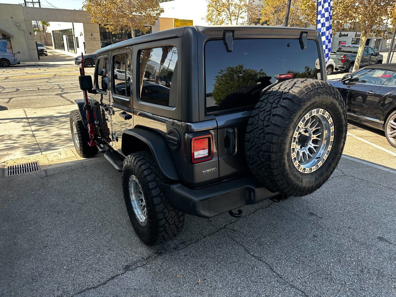 Used 2021 Jeep Wrangler Unlimited Sport image 15