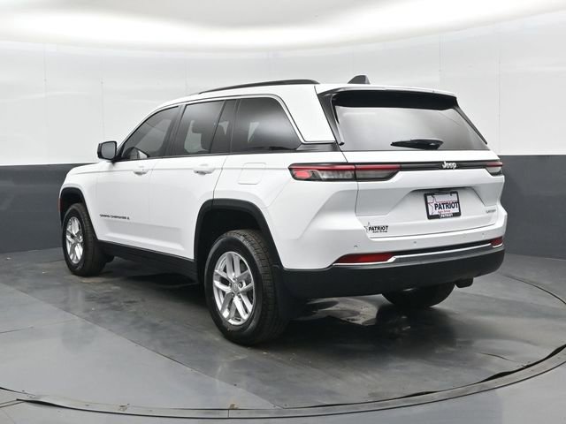 New 2025 Jeep Grand Cherokee Laredo image 6