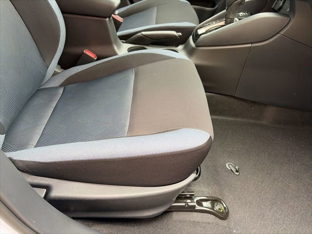 New 2025 Nissan Versa SV w/ Trunk Package FWD image 22