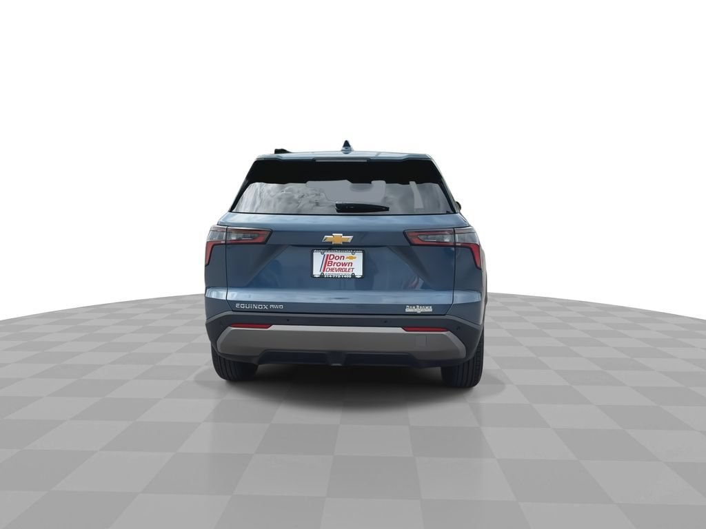 Used 2026 Chevrolet Equinox LT AWD/4WD image 8