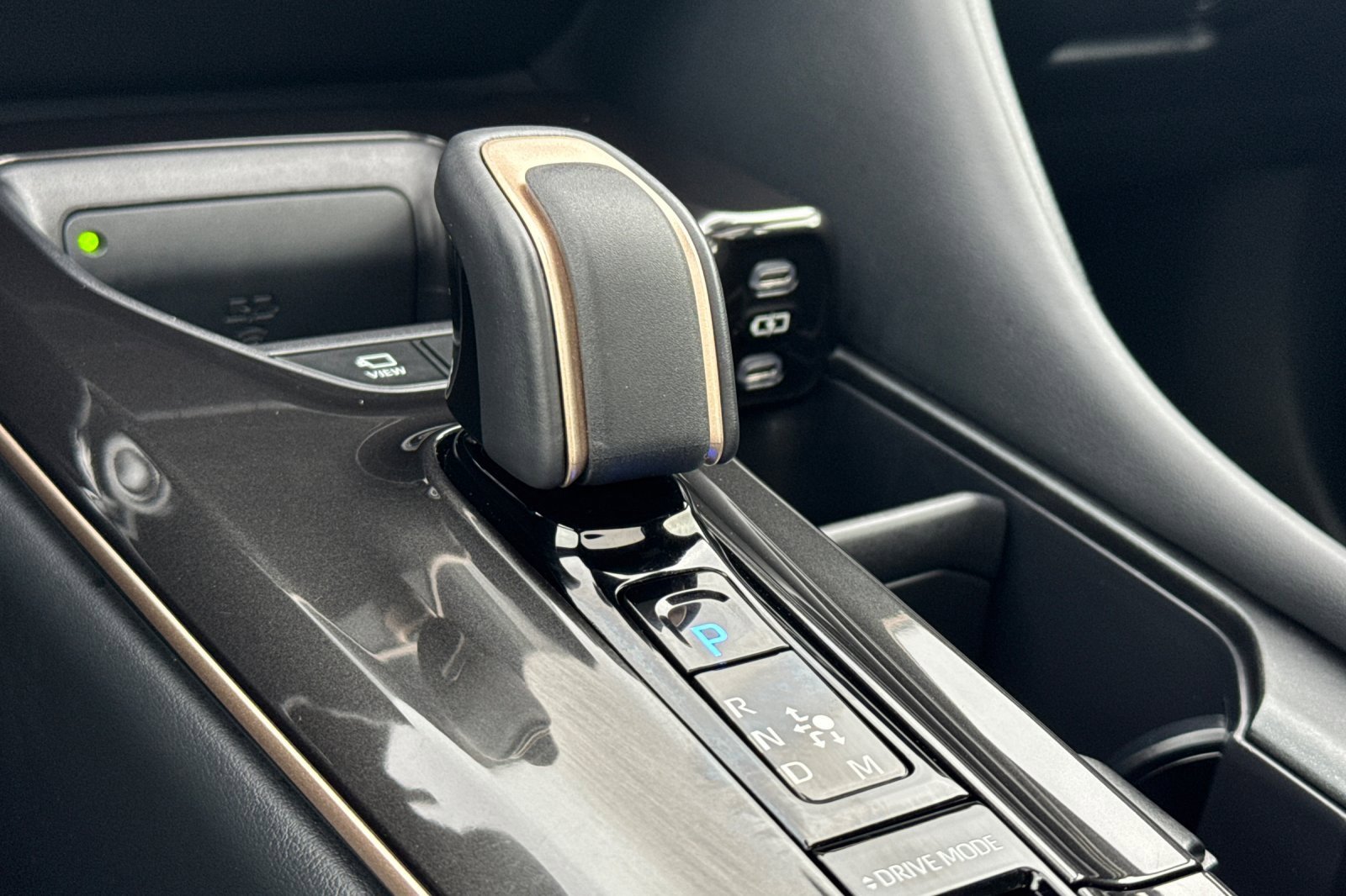 Used 2024 Toyota Crown Platinum image 24