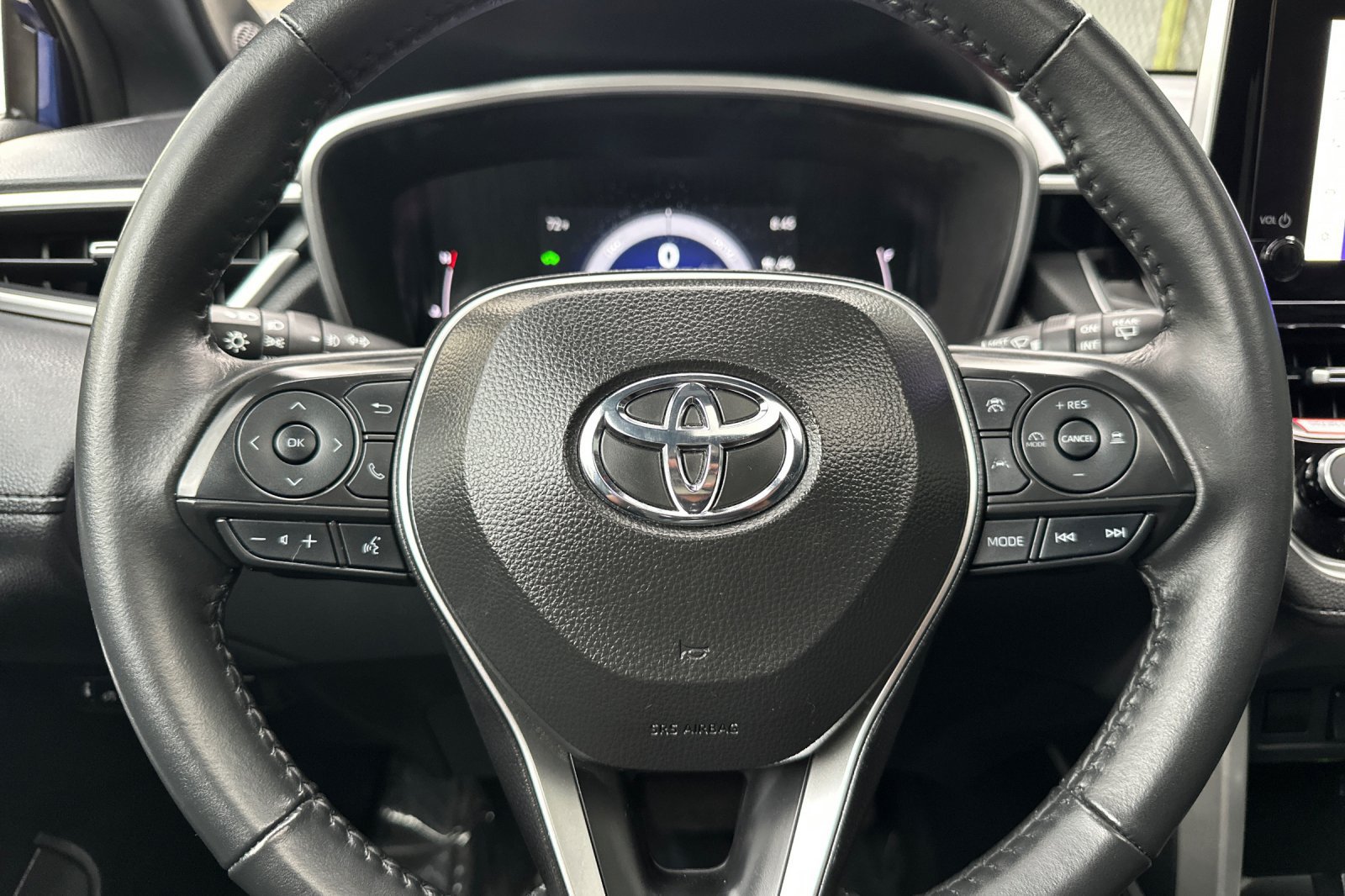 Used 2024 Toyota Corolla Cross AWD Hybrid w/ Convenience Package image 25