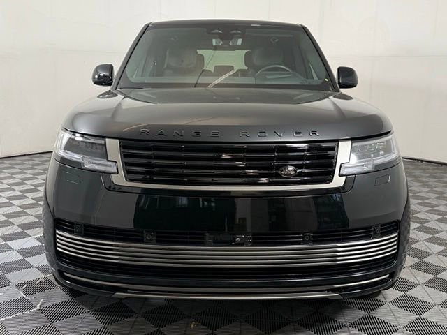 Certified 2025 Land Rover Range Rover SV AWD/4WD image 11