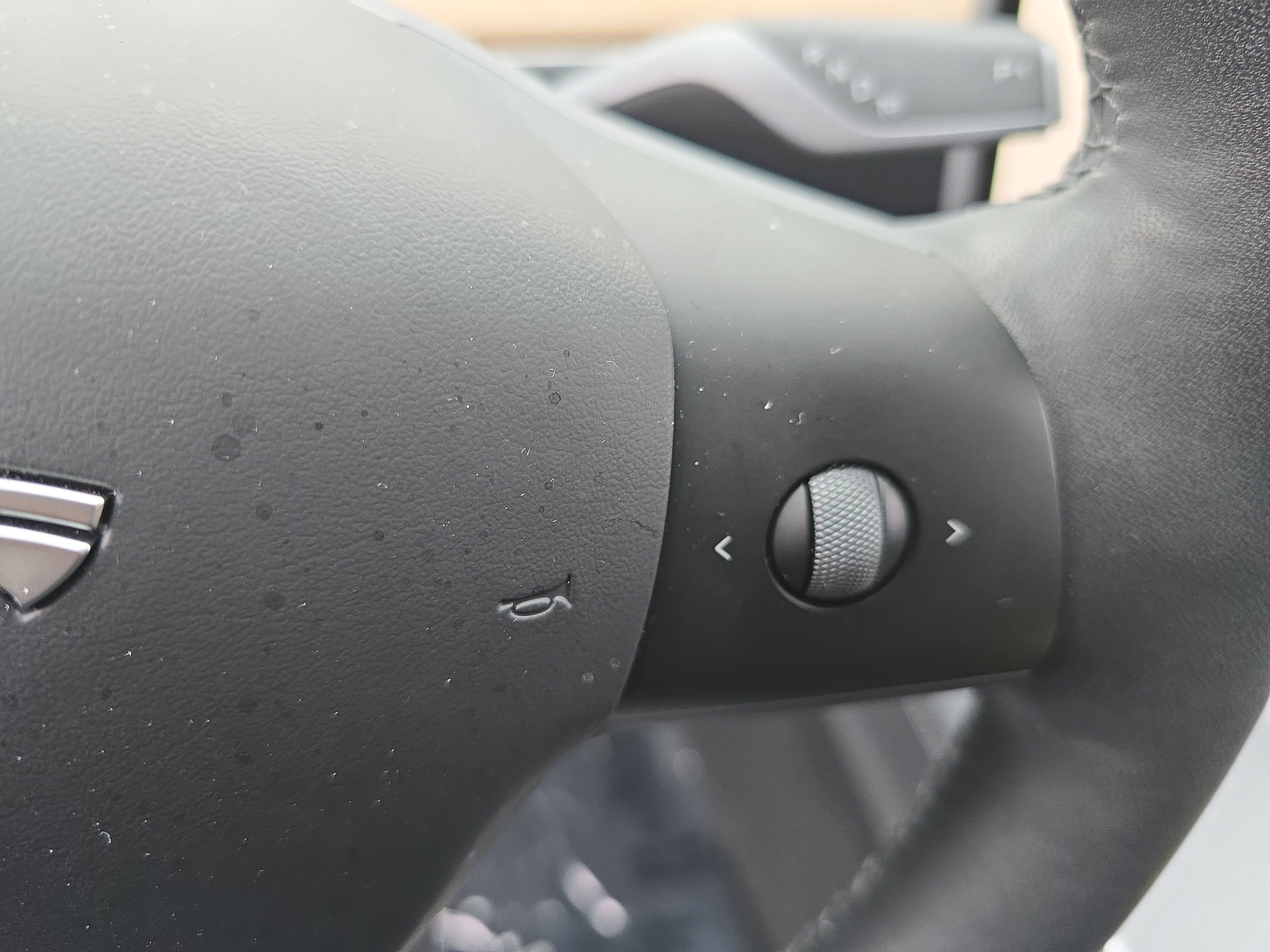 Used 2025 Tesla Model Y Long Range image 18