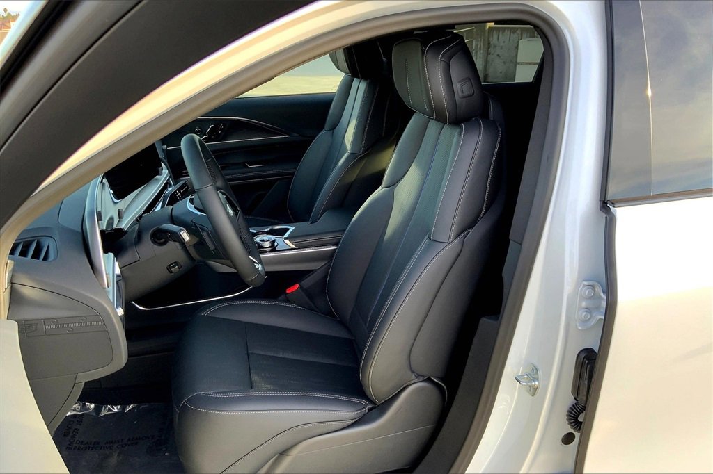New 2025 Cadillac Lyriq Sport image 12