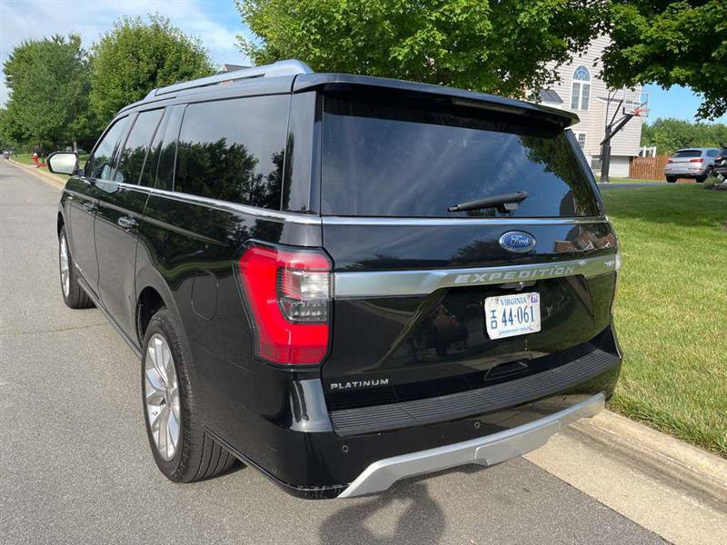 Used 2018 Ford Expedition Max Platinum AWD/4WD image 11