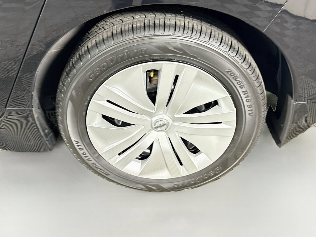 Used 2022 Nissan Leaf S FWD image 32