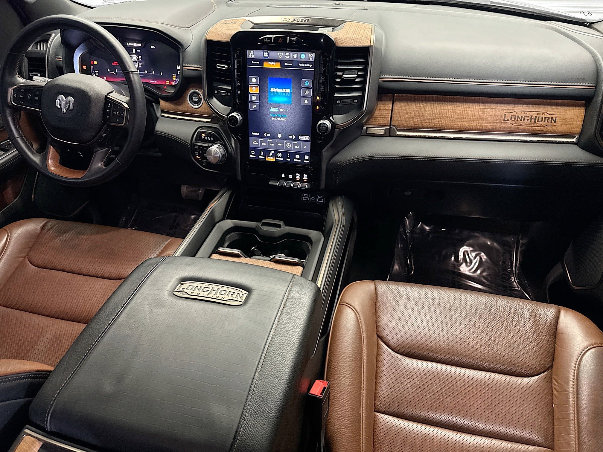 Used 2024 RAM 1500 Limited image 12