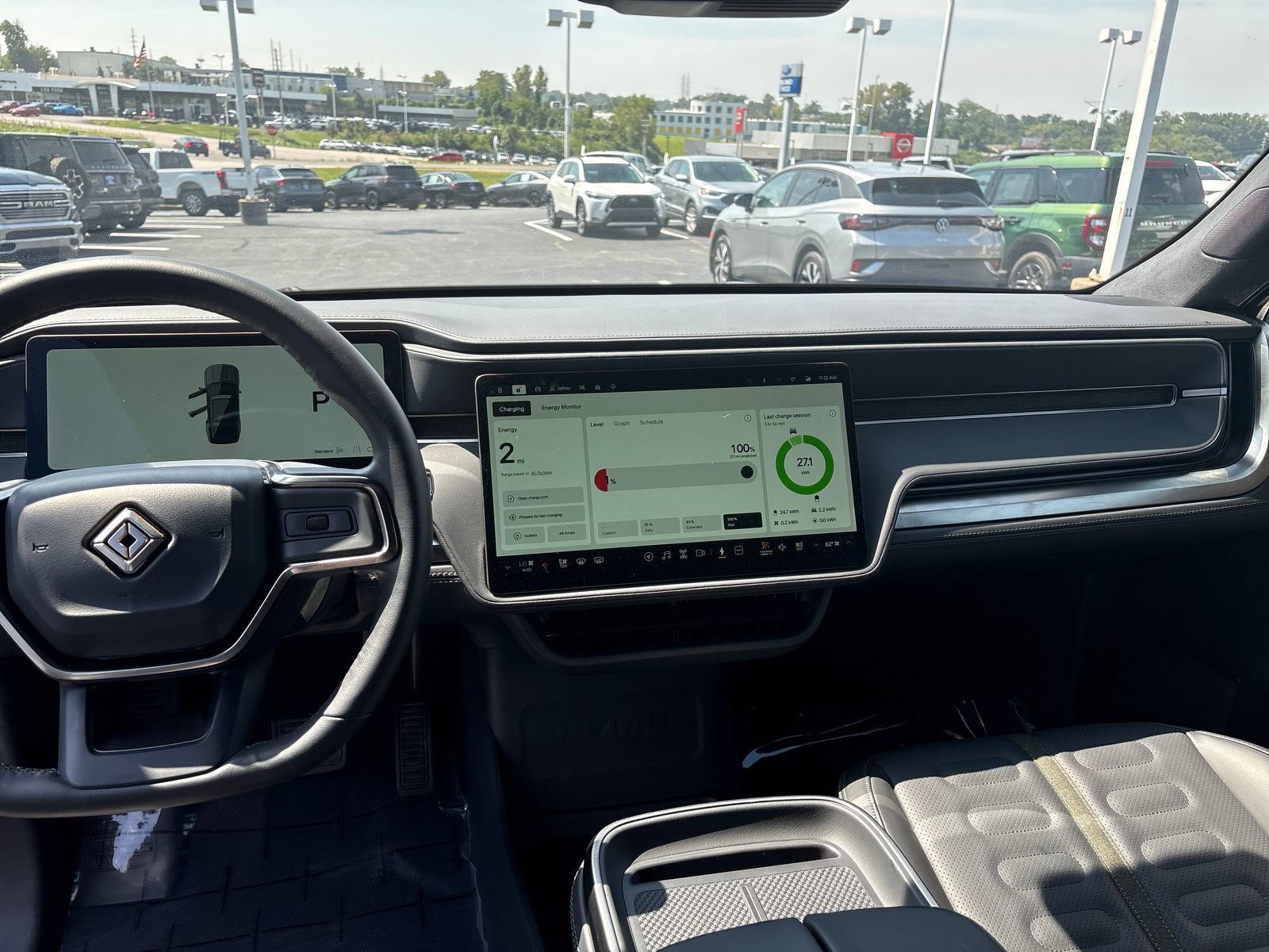 Used 2025 Rivian R1S Adventure Dual AWD/4WD image 38