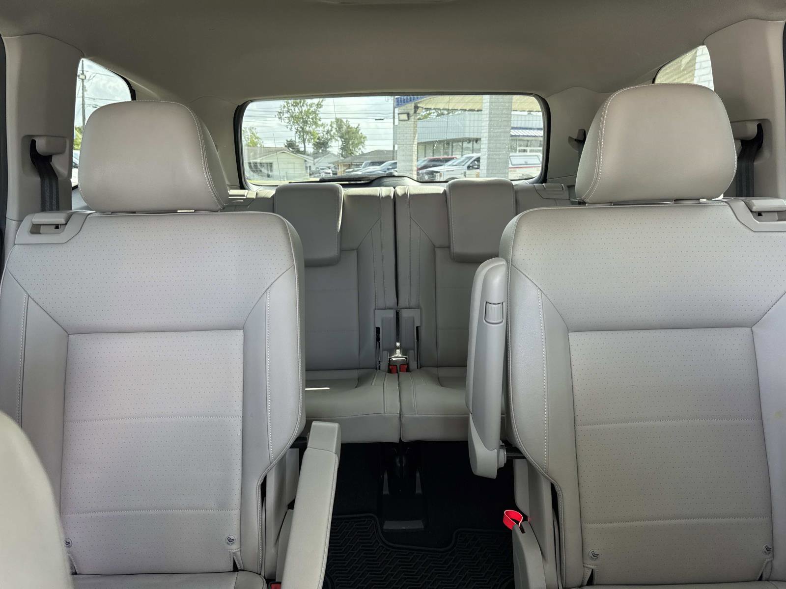 Used 2022 Volkswagen Atlas SE image 9