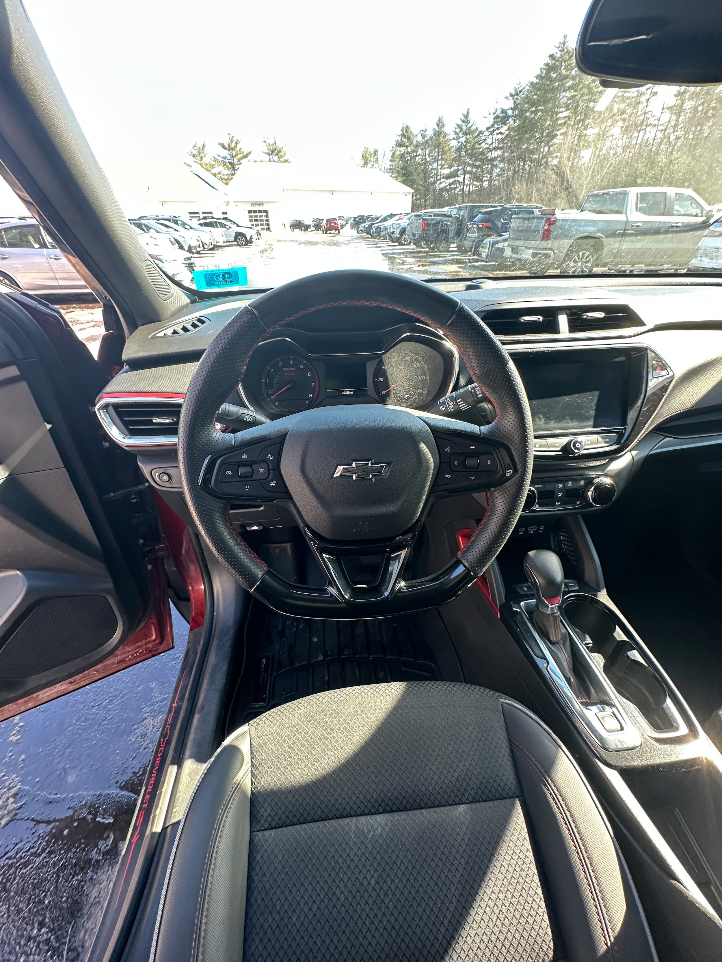 Used 2023 Chevrolet TrailBlazer RS w/ Convenience Package AWD/4WD image 18