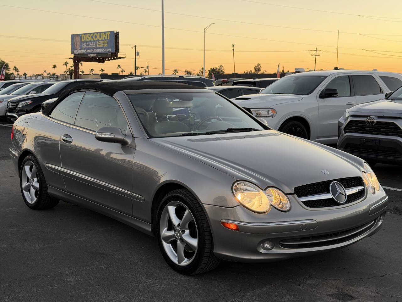 Used 2005 Mercedes-Benz CLK 320 Cabriolet image 16
