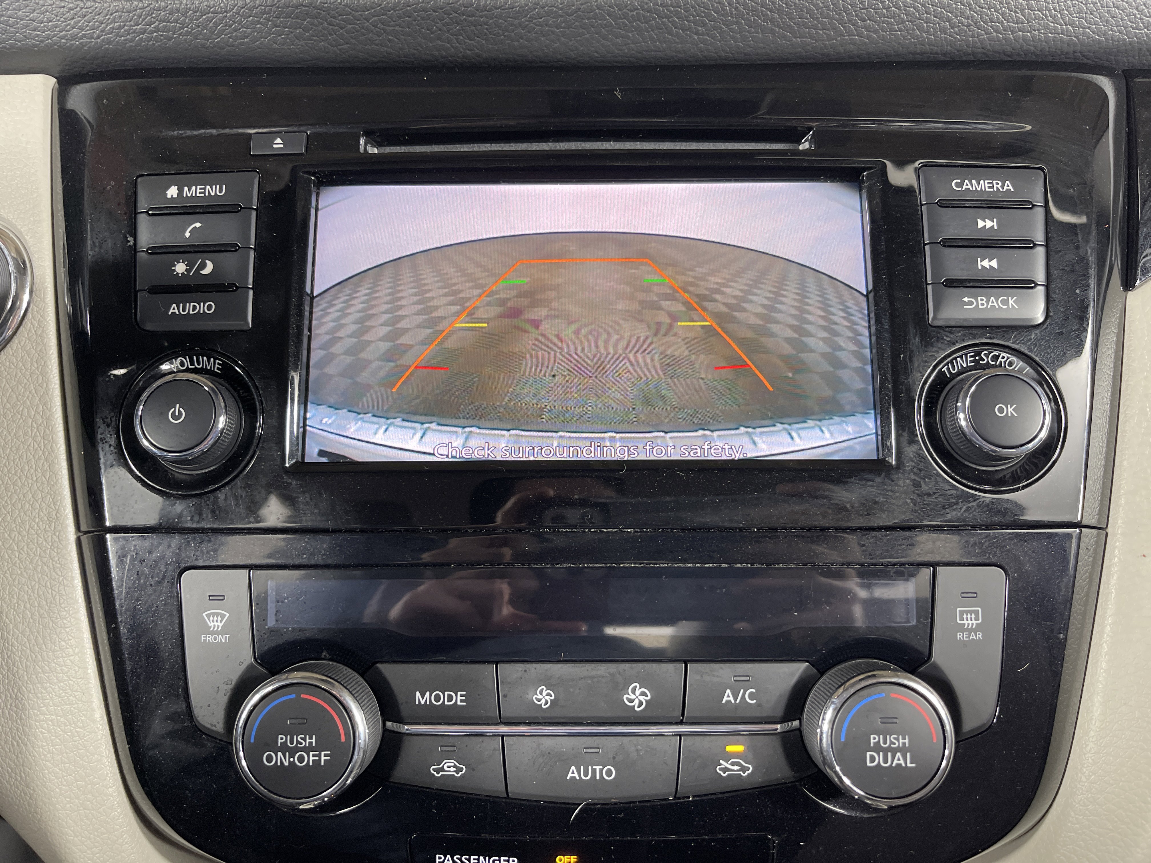 Used 2022 Nissan Rogue Sport SV image 23