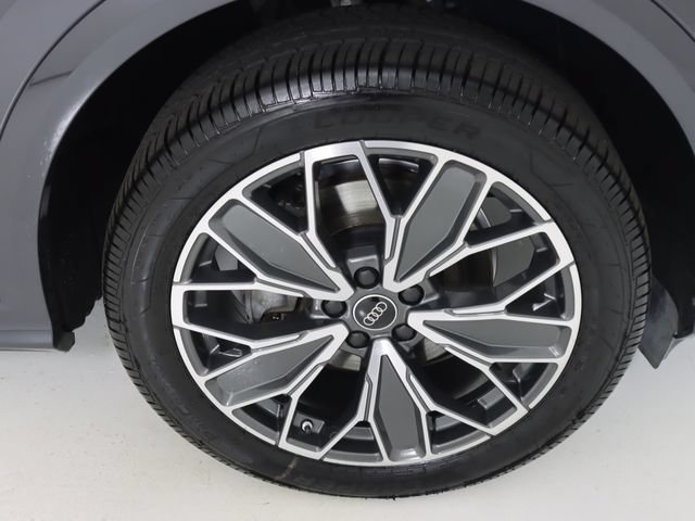 Used 2025 Audi Q5 Premium Plus AWD/4WD image 9