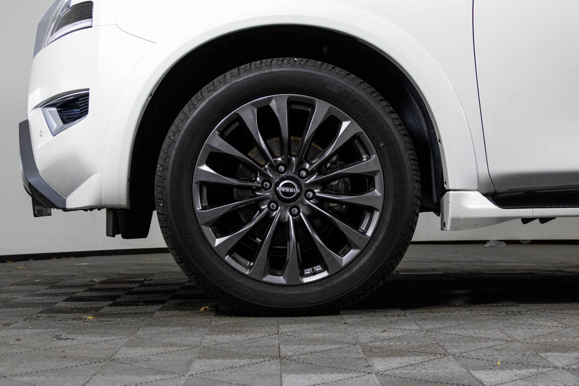 Used 2023 Nissan Armada Platinum w/ Captain's Chairs Package image 48