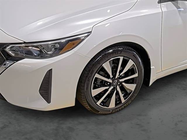 Used 2024 Nissan Sentra SV w/ SV Premium Package FWD image 9