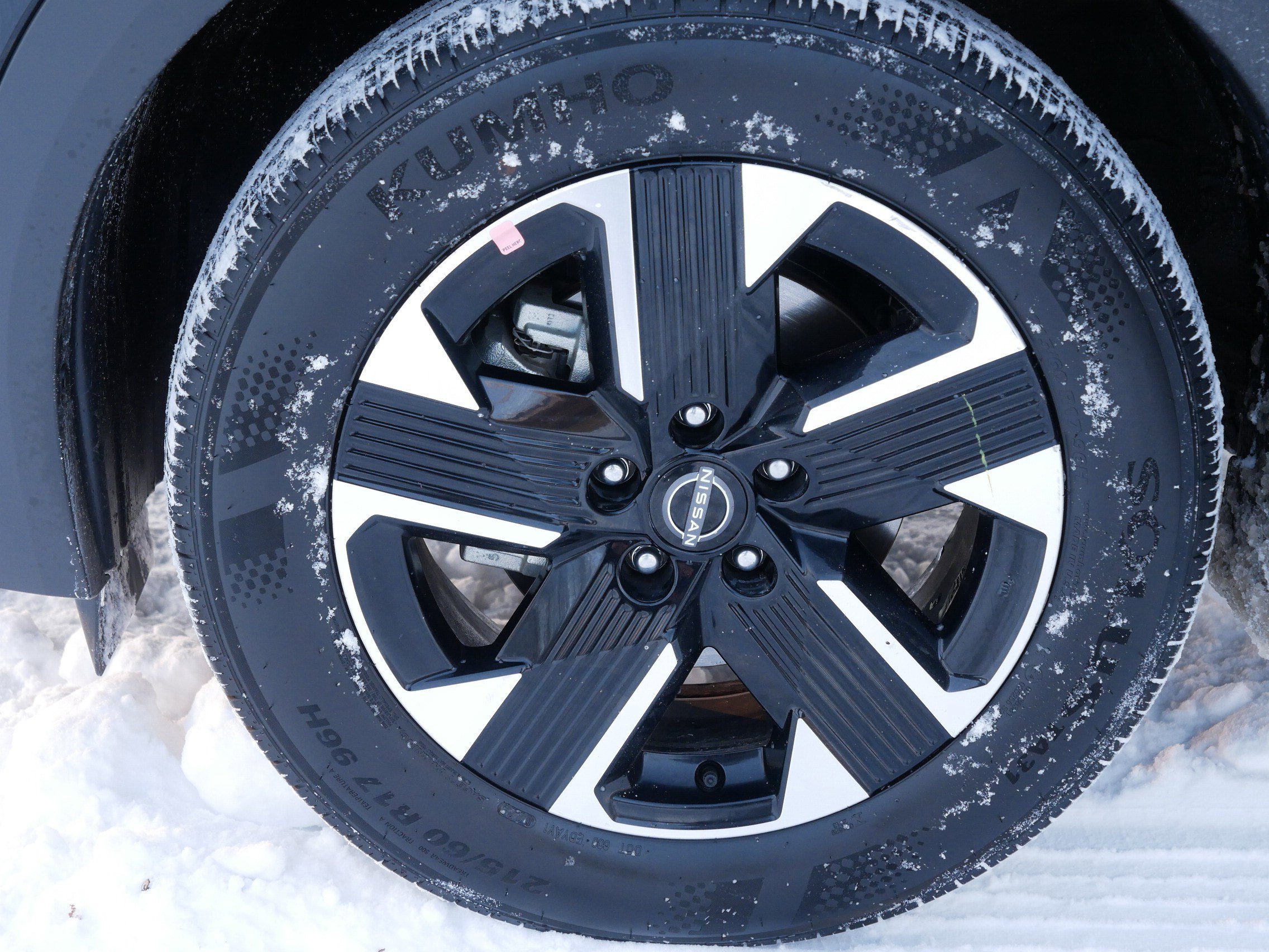 Certified 2025 Nissan Kicks SV w/ SV Premium Package image 15