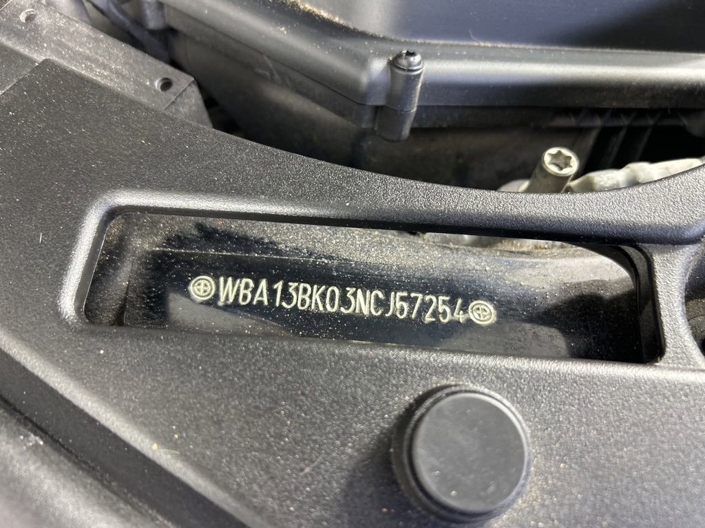 Used 2022 BMW M550i xDrive image 16