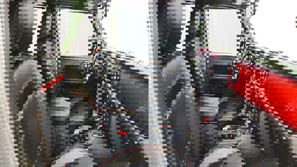 Used 2018 Jeep Wrangler Unlimited Rubicon AWD/4WD image 25