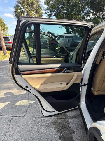 Used 2017 BMW X3 sDrive28i image 12